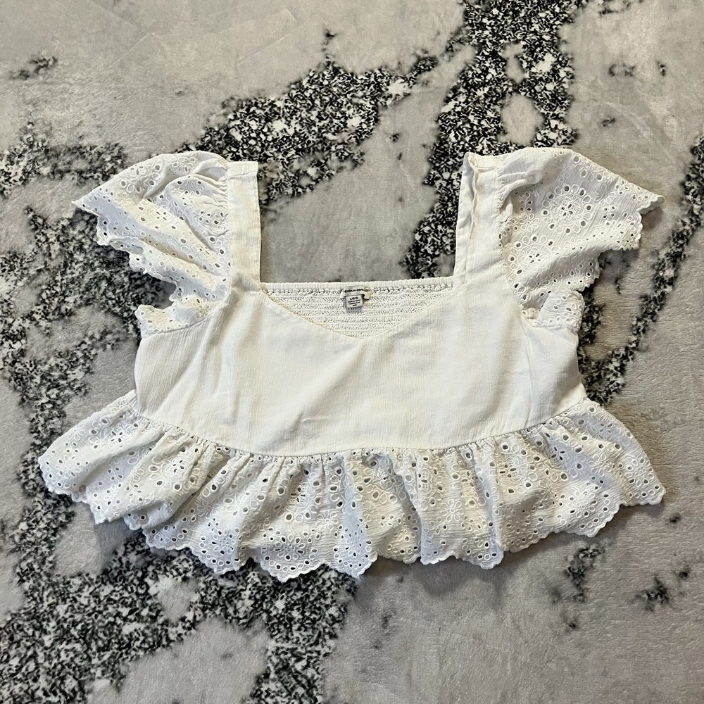 American Eagle Shirt Sz L white‎ eyelet embroidered babydoll ruffle sleeve crop